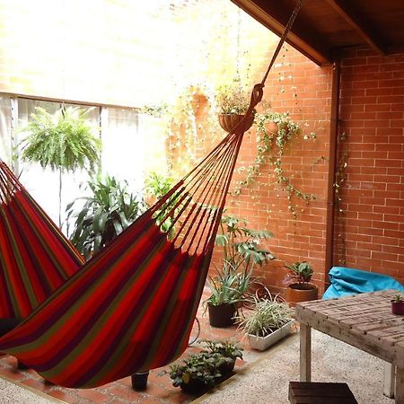 Iris Hostel Medellín Exteriör bild