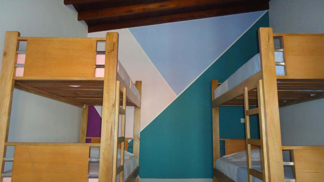 Iris Hostel Medellín Exteriör bild